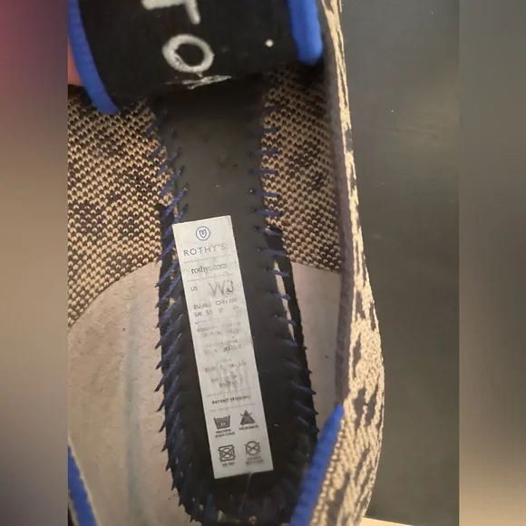 Little cat Rothy’s - Picture 2 of 5